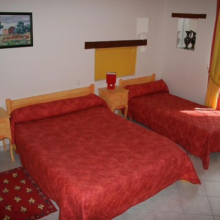 Chambres D'Hotes Lou Jassou Lapanouse-de-Cernon ภายนอก รูปภาพ