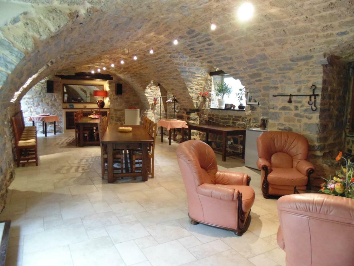 Chambres D'Hotes Lou Jassou Lapanouse-de-Cernon ภายนอก รูปภาพ