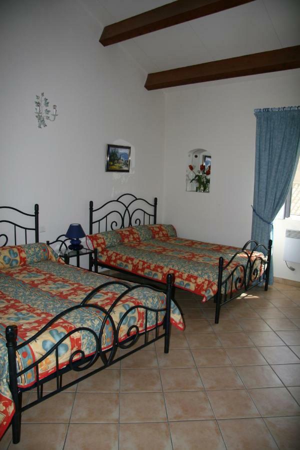 Chambres D'Hotes Lou Jassou Lapanouse-de-Cernon ภายนอก รูปภาพ